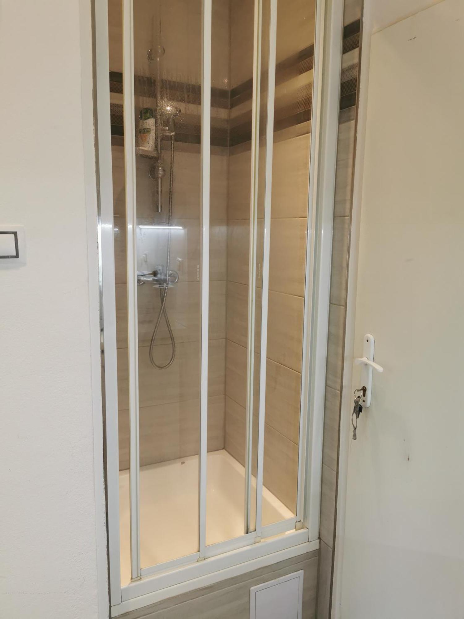 Modry Apartman, Racianska 29, บราติสลาวา ภายนอก รูปภาพ